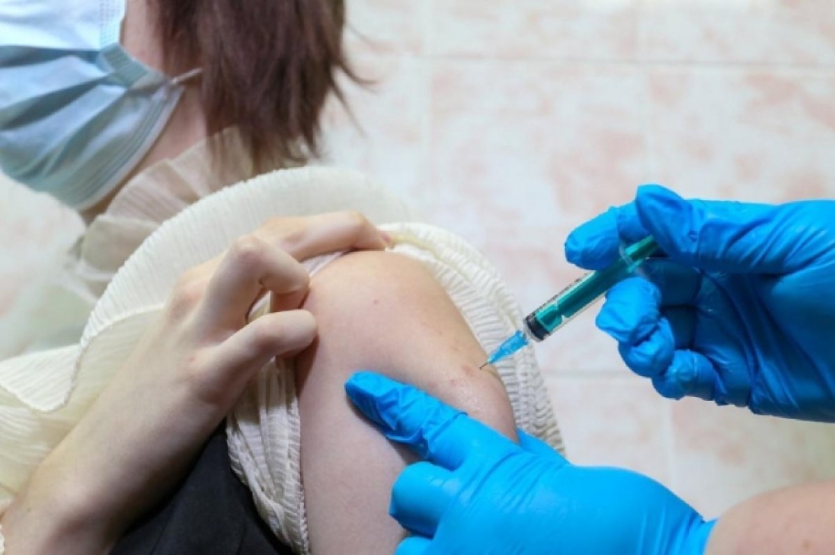Врач Бурнацкая рассказала о противопоказаниях к прививкам
